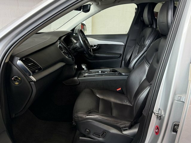 Volvo XC90 2.0 D5 Powerpulse R Design  #46