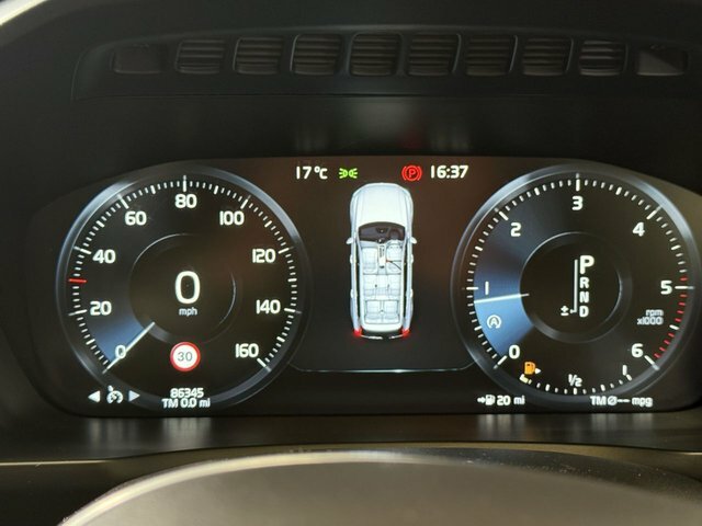 Volvo XC90 2.0 D5 Powerpulse R Design  #33