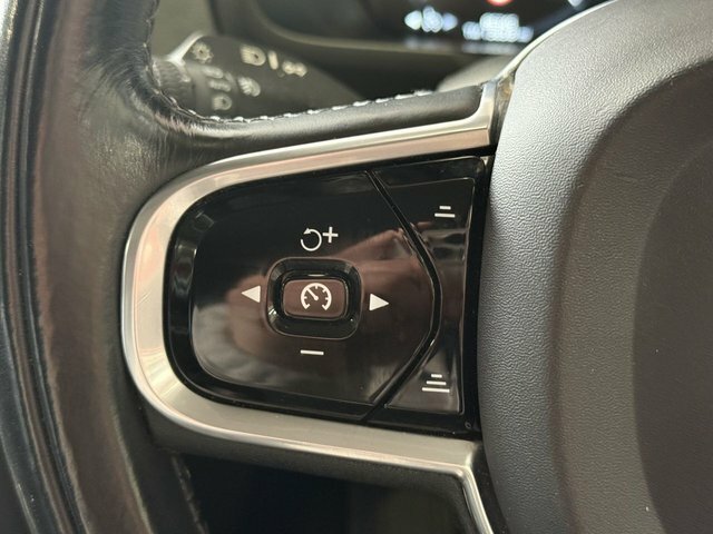 Volvo XC90 2.0 D5 Powerpulse R Design  #29