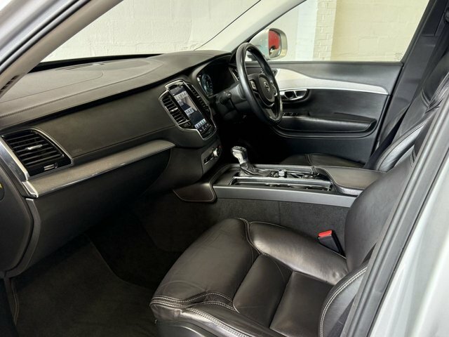 Volvo XC90 2.0 D5 Powerpulse R Design  #48