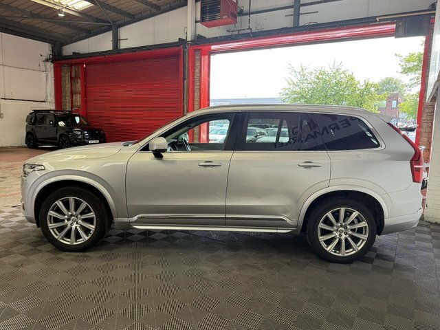 Volvo XC90 2.0 D5 Powerpulse R Design  #4