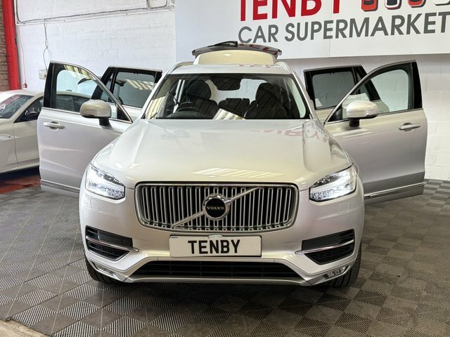 Volvo XC90 2.0 D5 Powerpulse R Design  #9