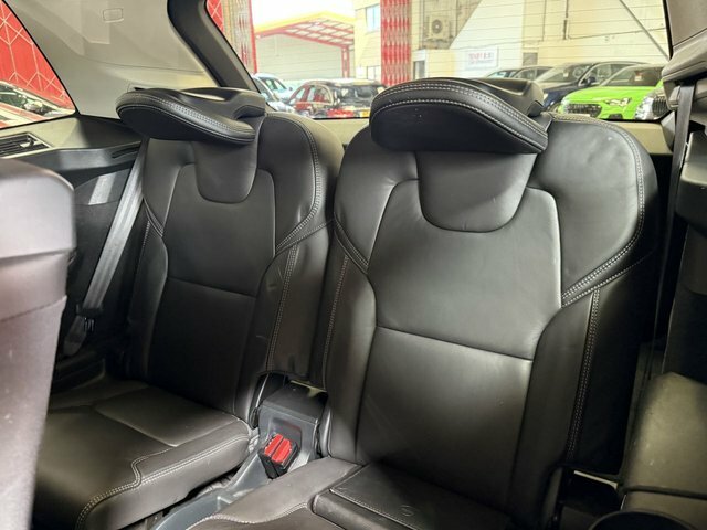 Volvo XC90 2.0 D5 Powerpulse R Design  #52
