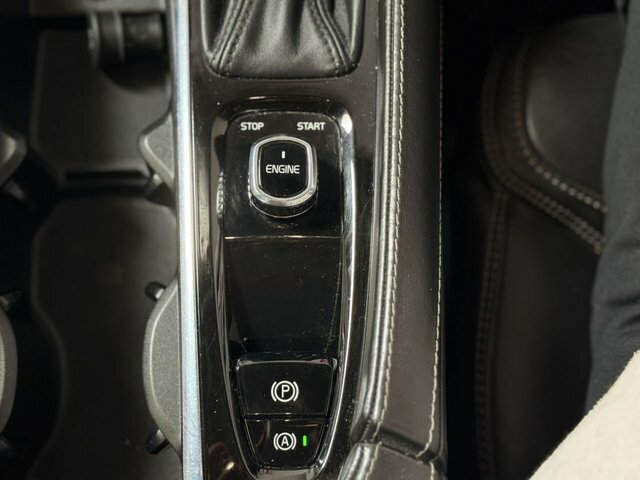 Volvo XC90 2.0 D5 Powerpulse R Design  #45
