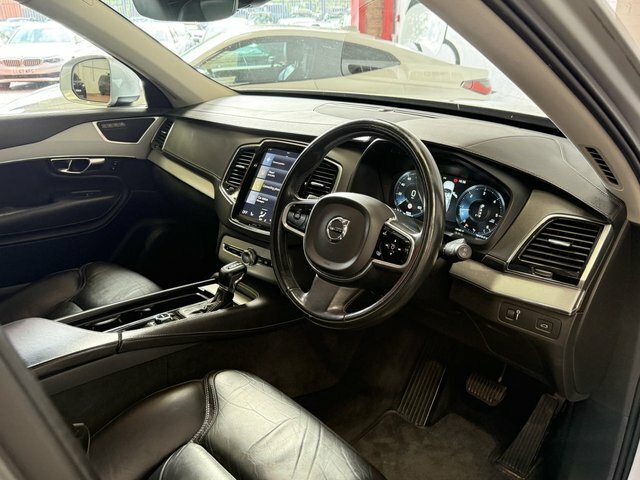 Volvo XC90 2.0 D5 Powerpulse R Design  #25