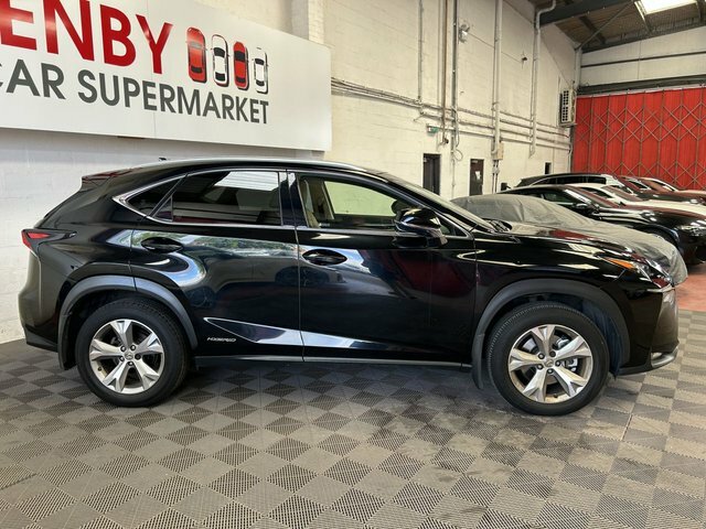 Lexus NX Suv White #9