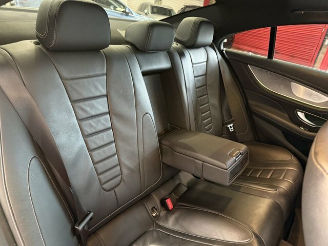 Mercedes-Benz C 180 Amg Line Premium Blue #56