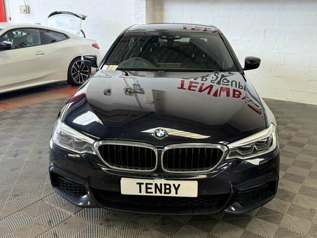 BMW 5 Series 520D Xdrive M Sport Black #2