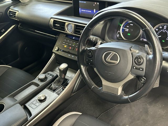 Lexus IS 2.0 200T Premier Euro 6 Silver #23