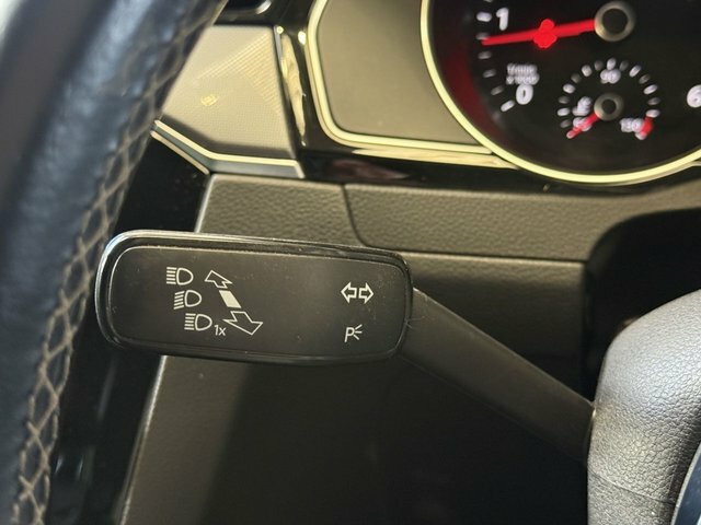 Volkswagen Passat 2L Gt Black #33