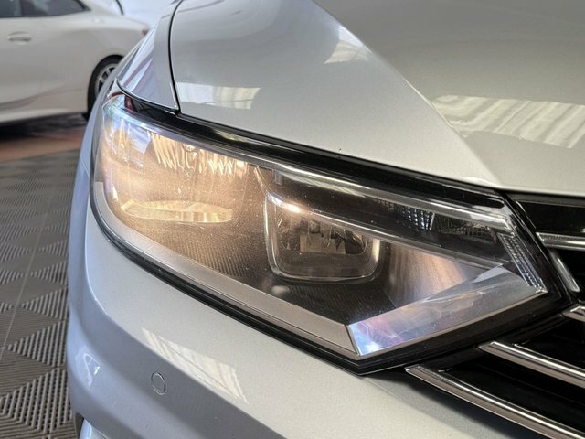 Volkswagen Passat 2L Gt Black #21