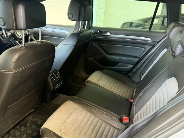 Volkswagen Passat 2L Gt Black #51