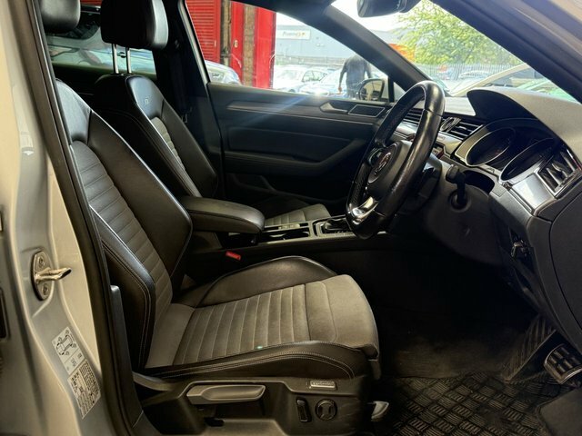 Volkswagen Passat 2L Gt Black #25