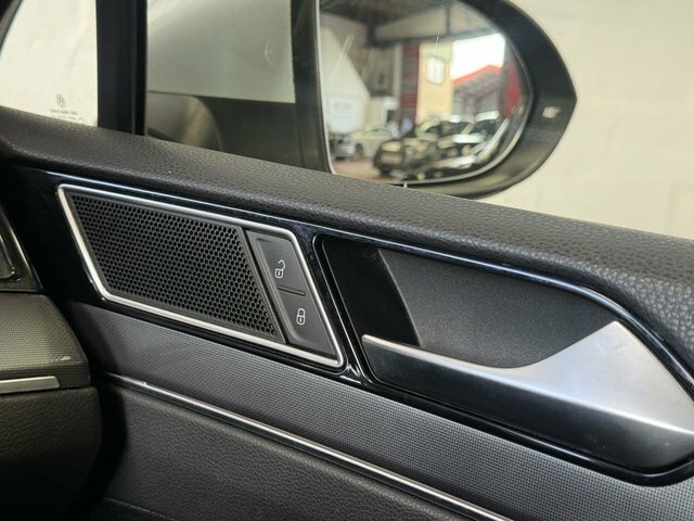 Volkswagen Passat 2L Gt Black #37