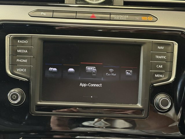 Volkswagen Passat 2L Gt Black #39