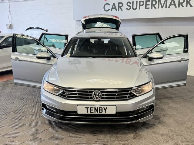 Volkswagen Passat 2L Gt Black #10