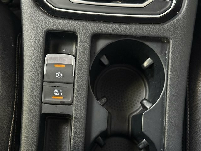 Volkswagen Passat 2L Gt Black #45