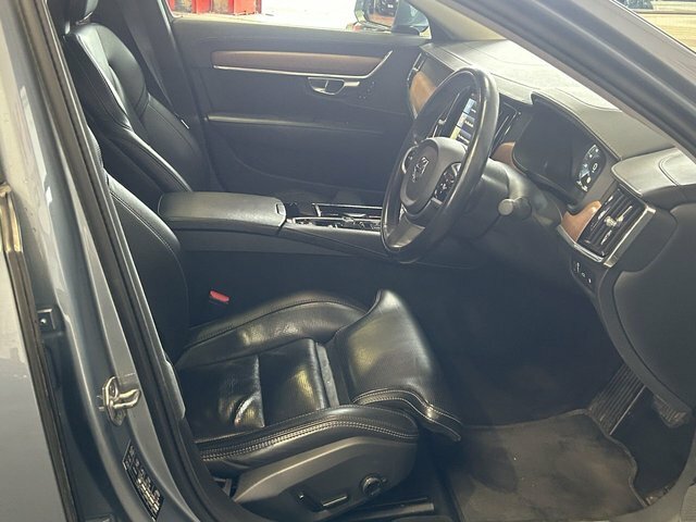 Volvo S90 R-design Black #26