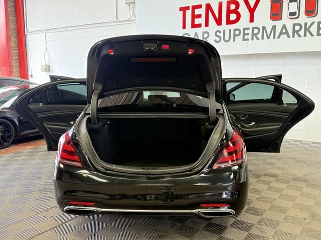 Mercedes-Benz S Class Saloon Black #9