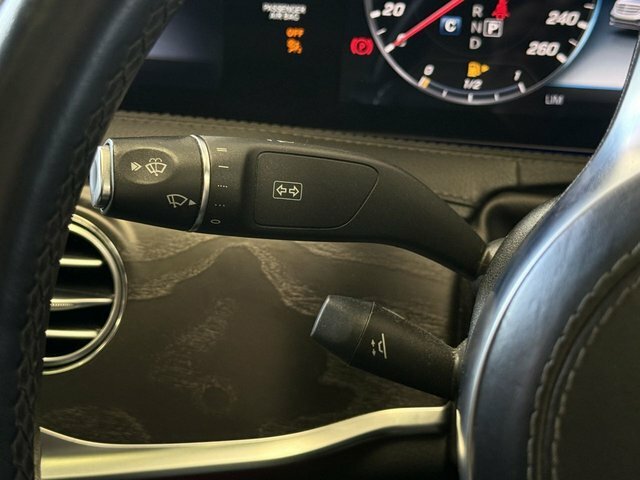 Mercedes-Benz S Class Saloon Black #31