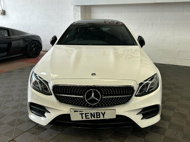 Mercedes-Benz E Class E 220 D Amg Line Premium White