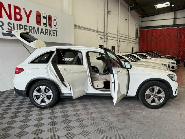 Mercedes-Benz GLC Class  White #10