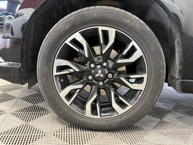Mitsubishi Outlander 2.0 Phev 4Hs 200 Bhp Black #17