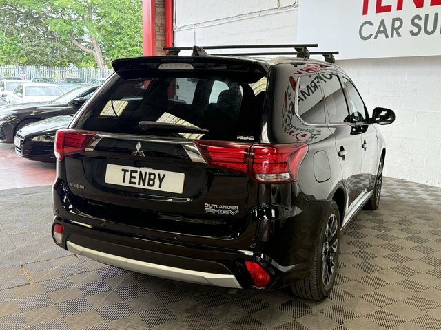 Mitsubishi Outlander 2.0 Phev 4Hs 200 Bhp Black #7