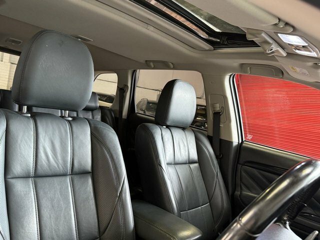 Mitsubishi Outlander 2.0 Phev 4Hs 200 Bhp Black #25