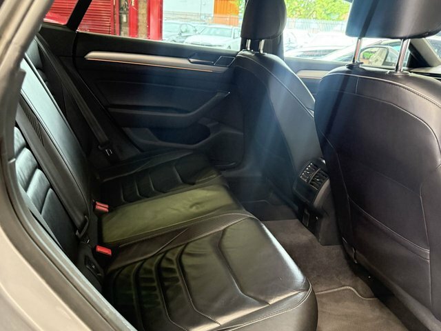 Volkswagen Arteon Arteon R-line Tsi 4Motion S-a Yellow #54