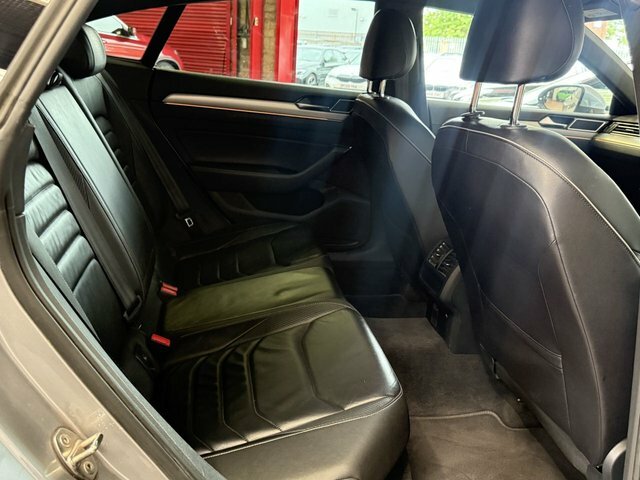 Volkswagen Arteon Arteon R-line Tsi 4Motion S-a Yellow #52