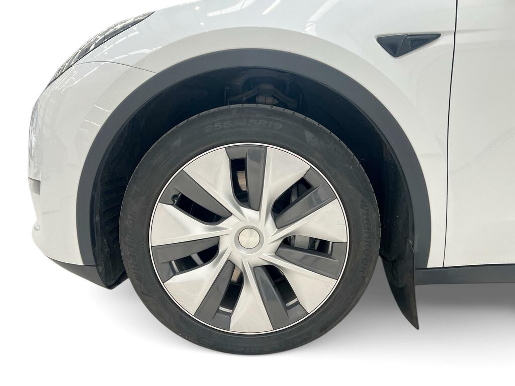 Tesla Model Y Dual Motor Long Range 4Wde White #5