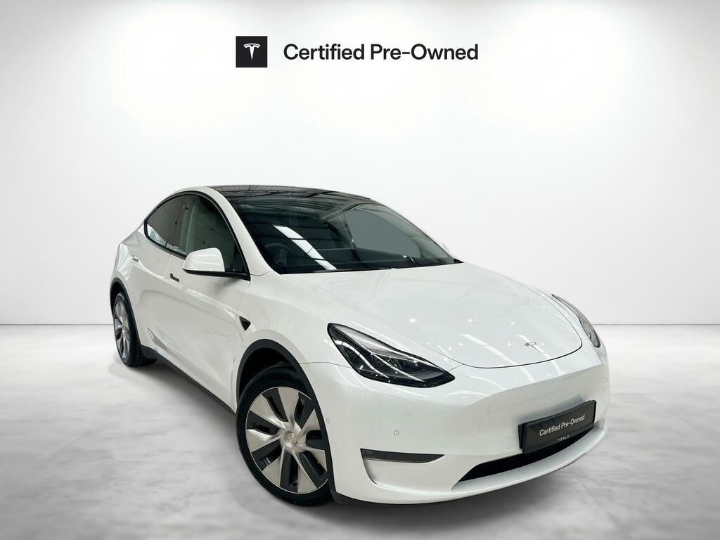 Tesla Model Y Dual Motor Long Range 4Wde White