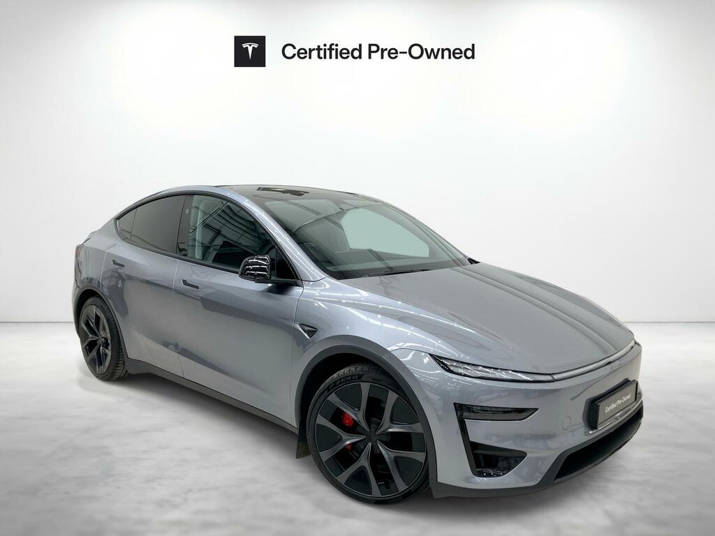 Tesla Model Y Dual Motor Performance 4Wde Silver