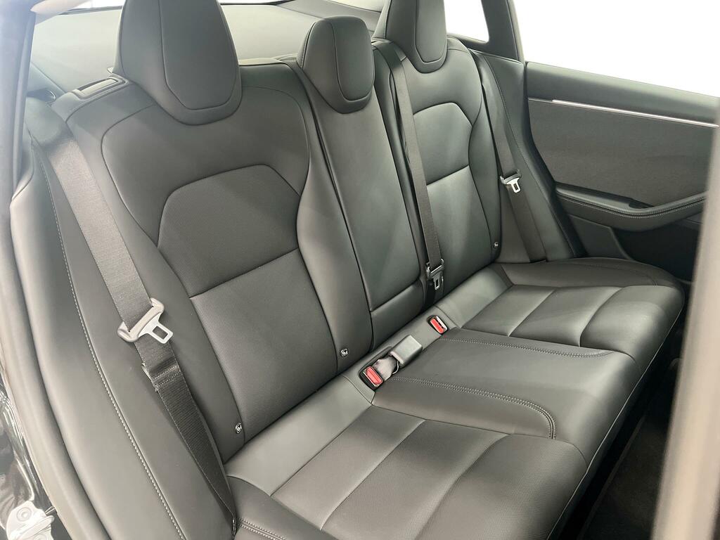 Tesla Model 3 Saloon Grey #13