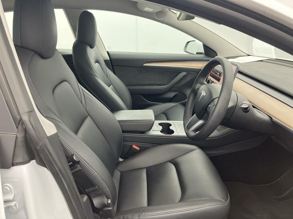 Tesla Model 3 Saloon Rwd 241 Bhp Black #18