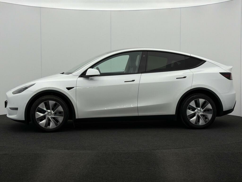 Tesla Model Y Long Range White #5