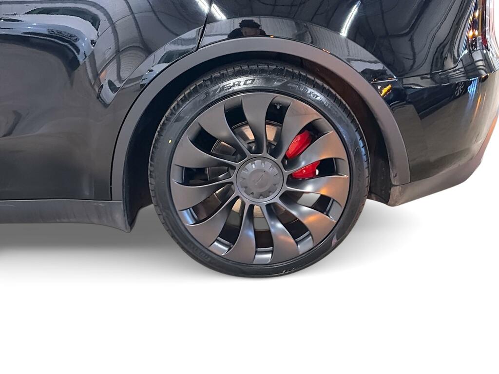 Tesla Model Y Performance Black #6