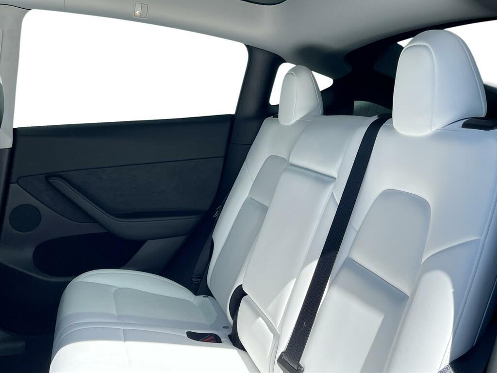 Tesla Model Y Suv Rwd 346 Ps Black #16