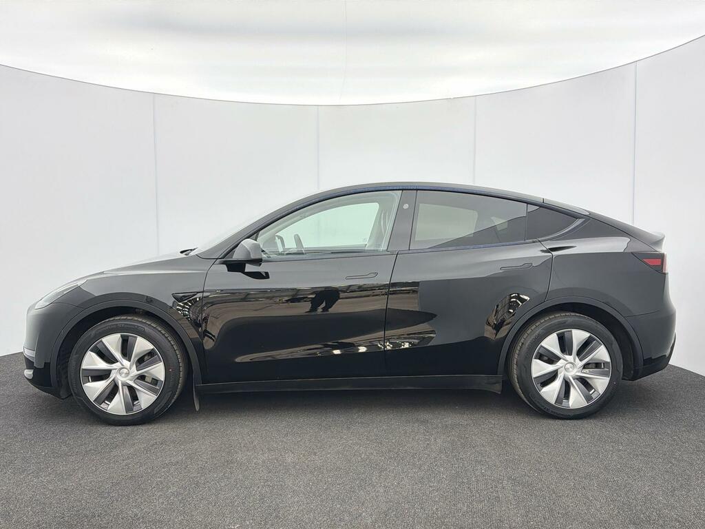 Tesla Model Y Long Range Black #6