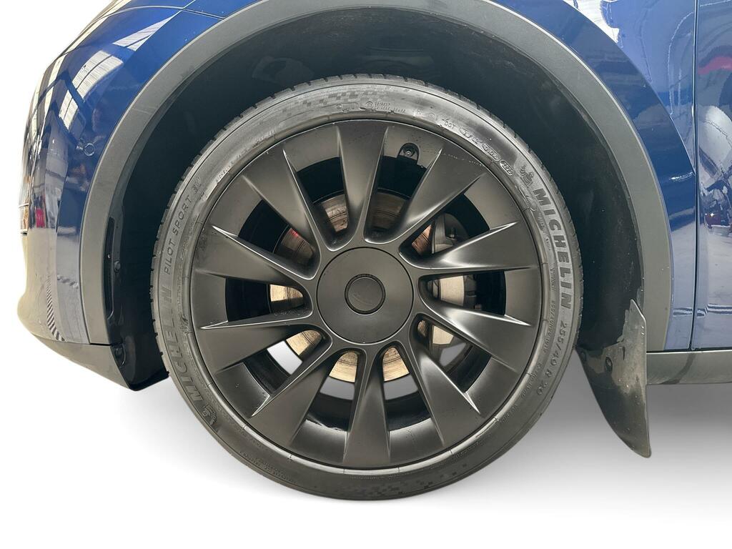 Tesla Model Y Long Range Blue #5