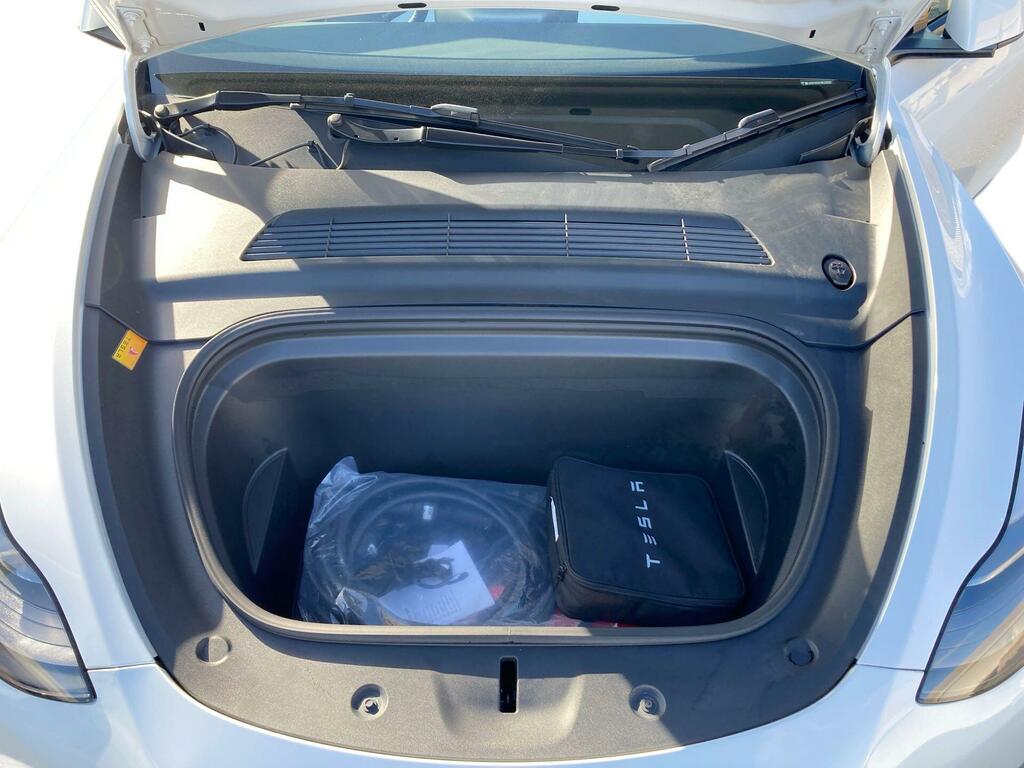 Tesla Model Y Y Base White #43