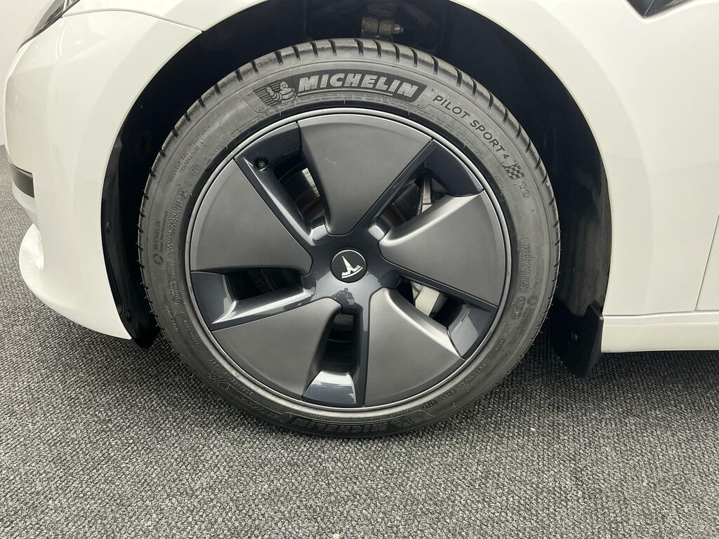 Tesla Model 3 Auto Rwd 4dr White #4