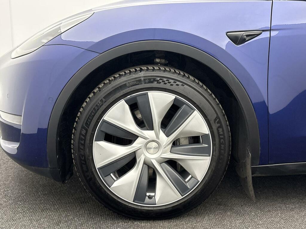 Tesla Model Y Long Range Blue #4