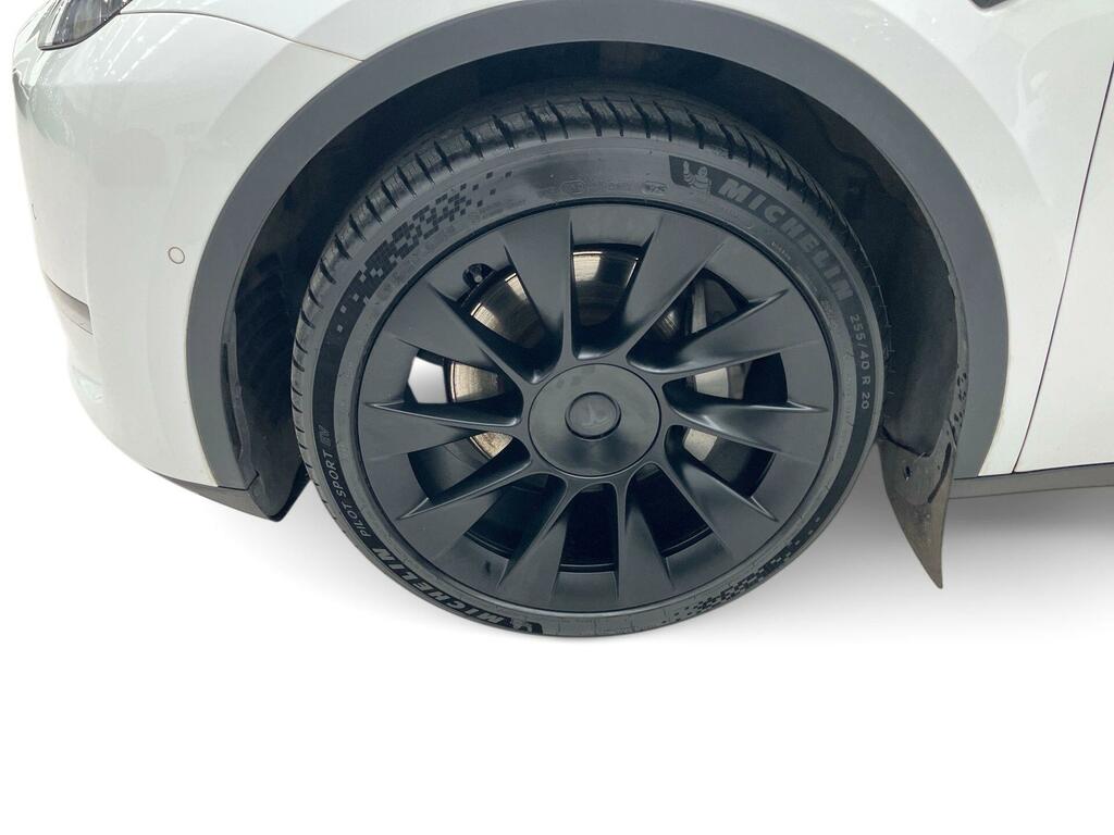 Tesla Model Y Long Range White #5
