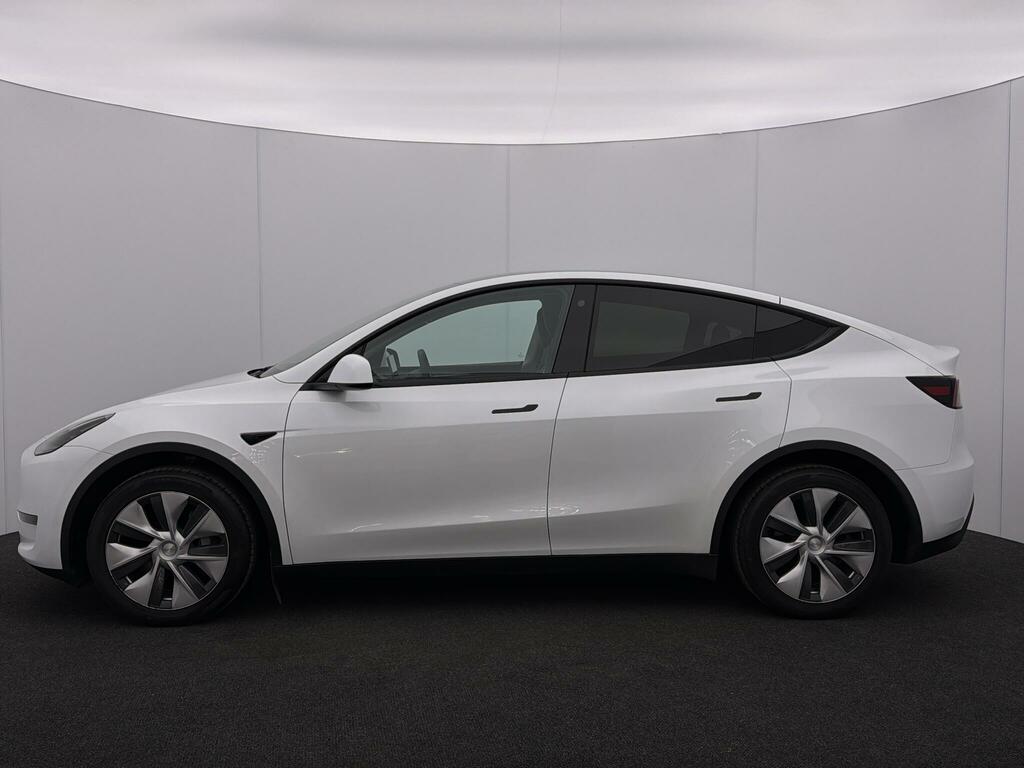 Tesla Model Y Long Range White #6