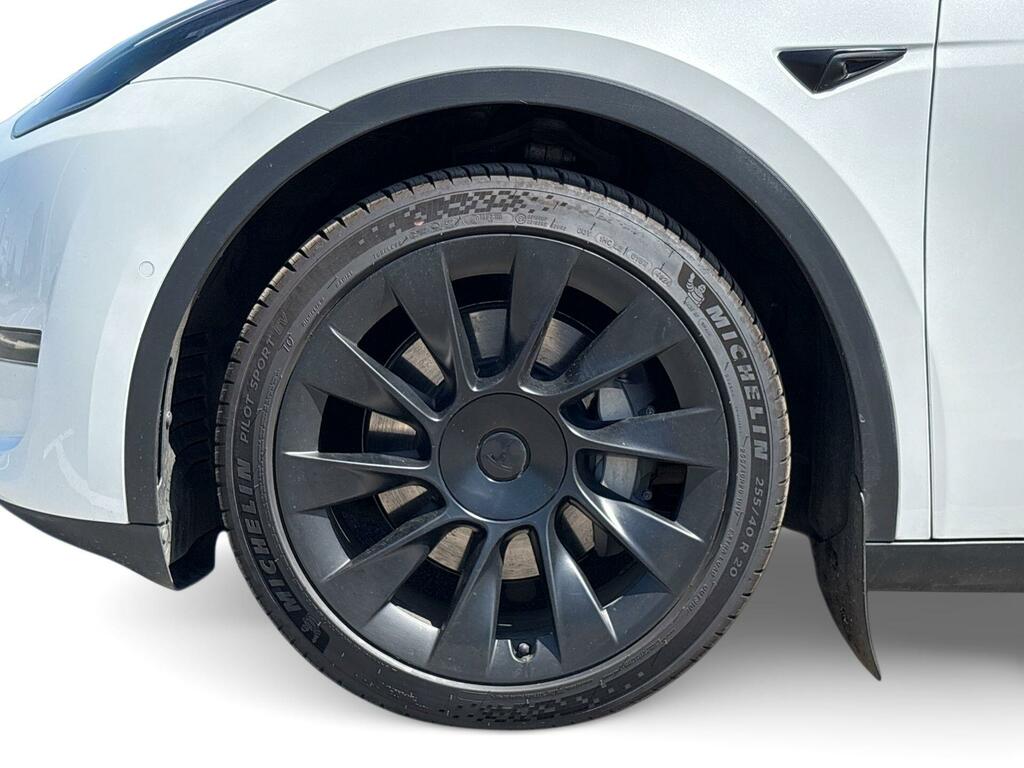 Tesla Model Y Long Range White #5