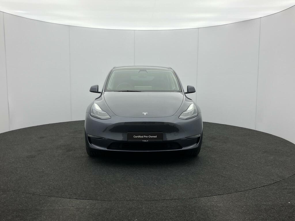Tesla Model Y Long Range Silver #2
