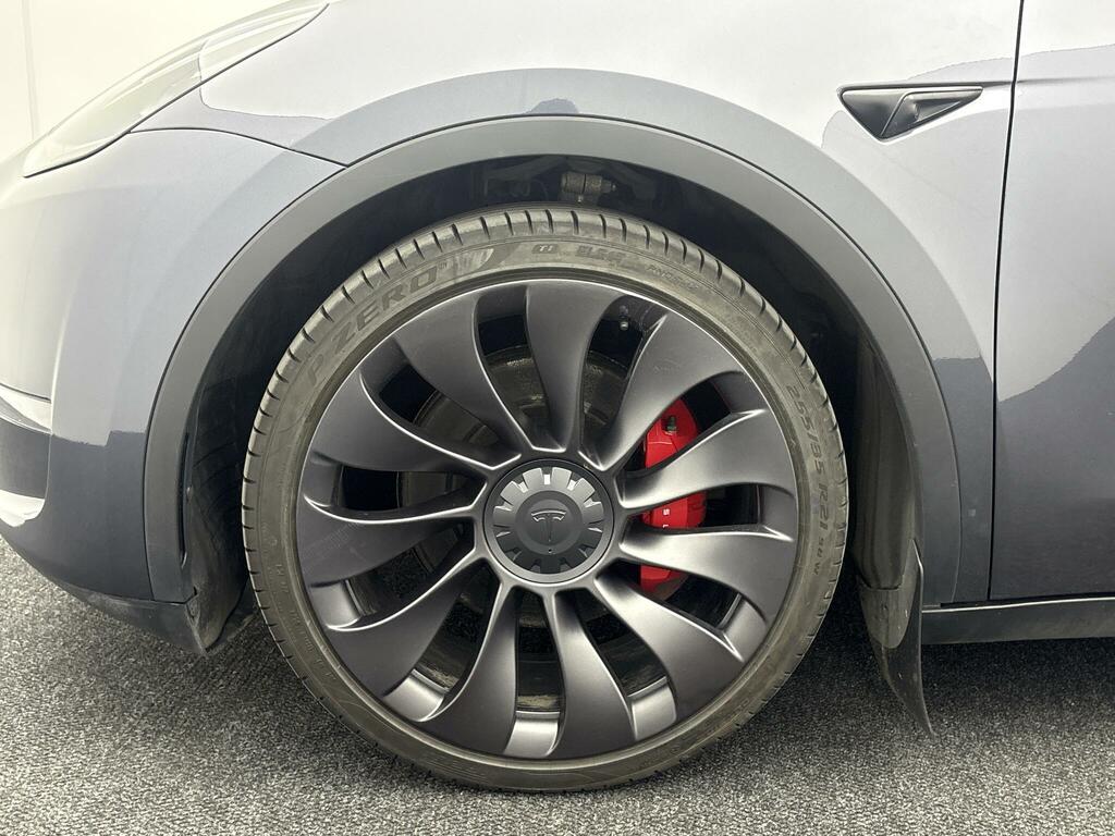 Tesla Model Y Performance Silver #4