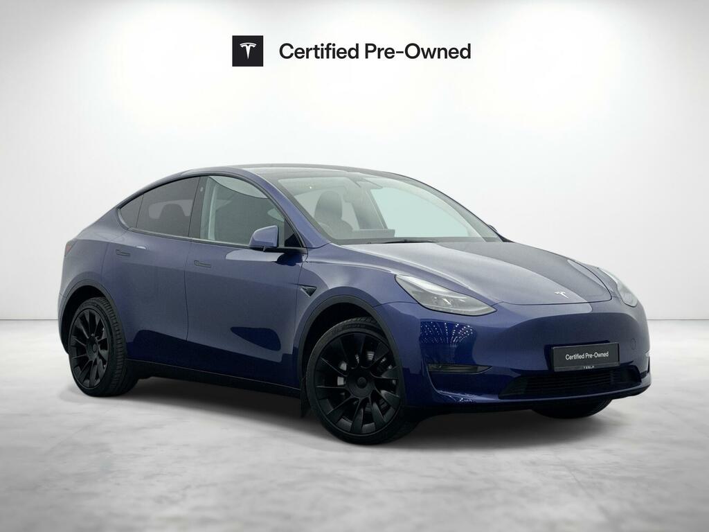 Tesla Model Y Long Range Blue